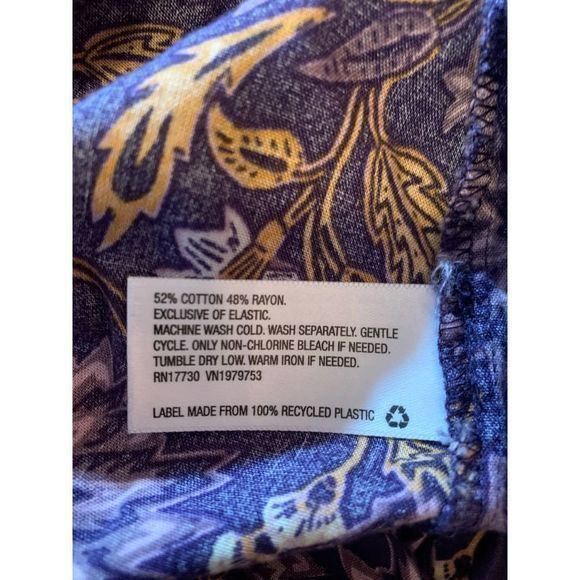 Universal Thread Womens Floral Puff Sleeve Smocked Bodice Blouse Purple Size L - Picture 7 of 7